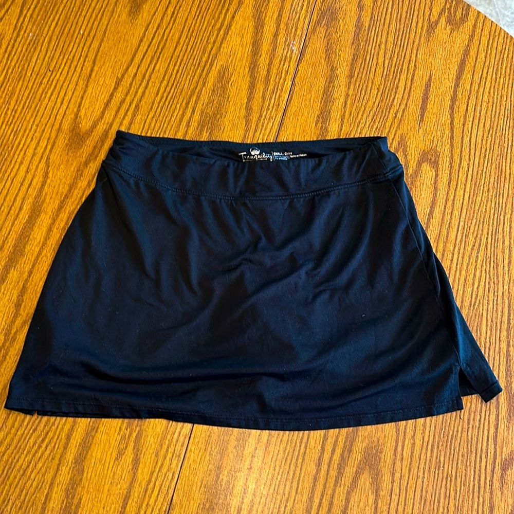 Black Skort